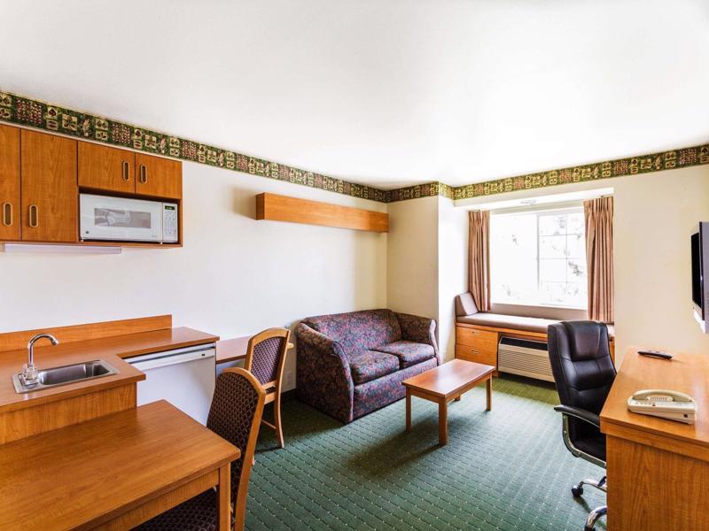 Super 8 By Wyndham Pride Midvale/Midvalley/Salt Lake City מראה חיצוני תמונה