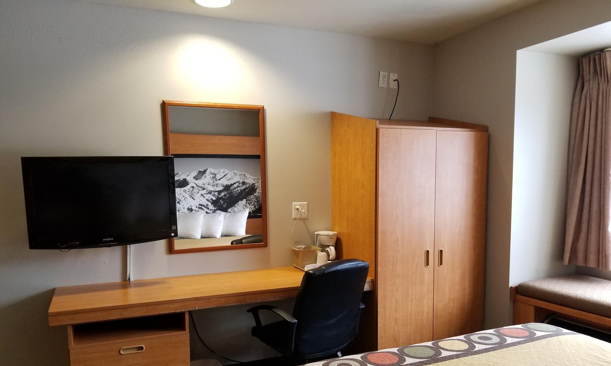 Super 8 By Wyndham Pride Midvale/Midvalley/Salt Lake City מראה חיצוני תמונה