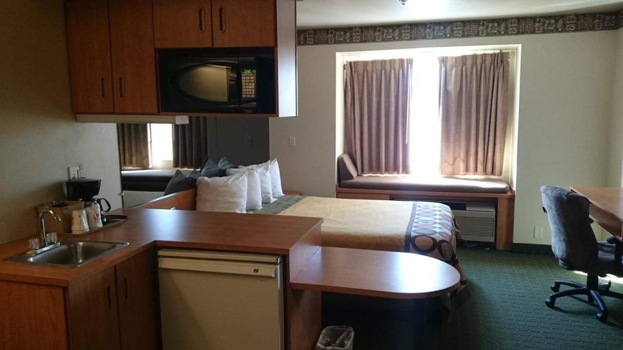 Super 8 By Wyndham Pride Midvale/Midvalley/Salt Lake City חדר תמונה