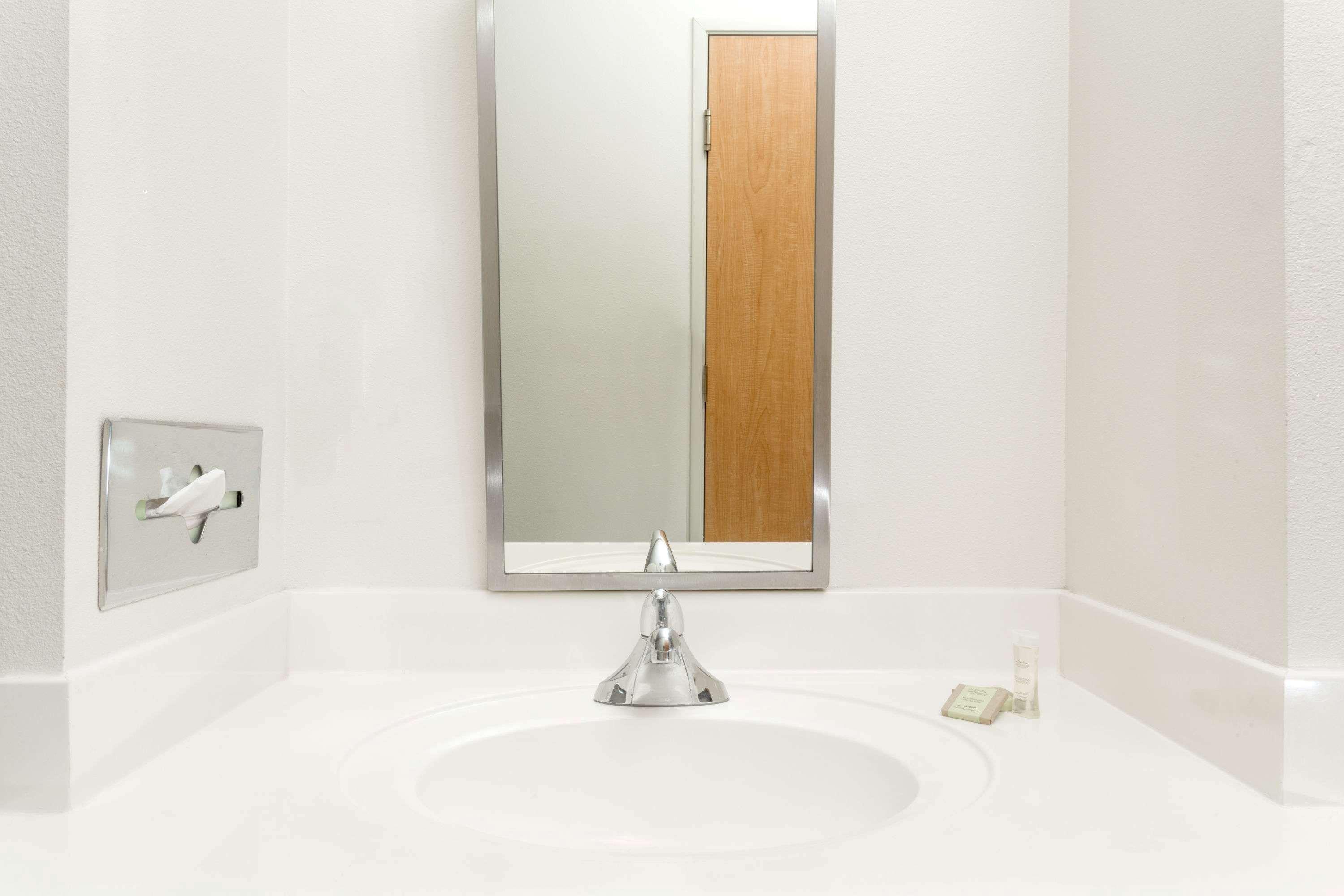 Super 8 By Wyndham Pride Midvale/Midvalley/Salt Lake City מראה חיצוני תמונה
