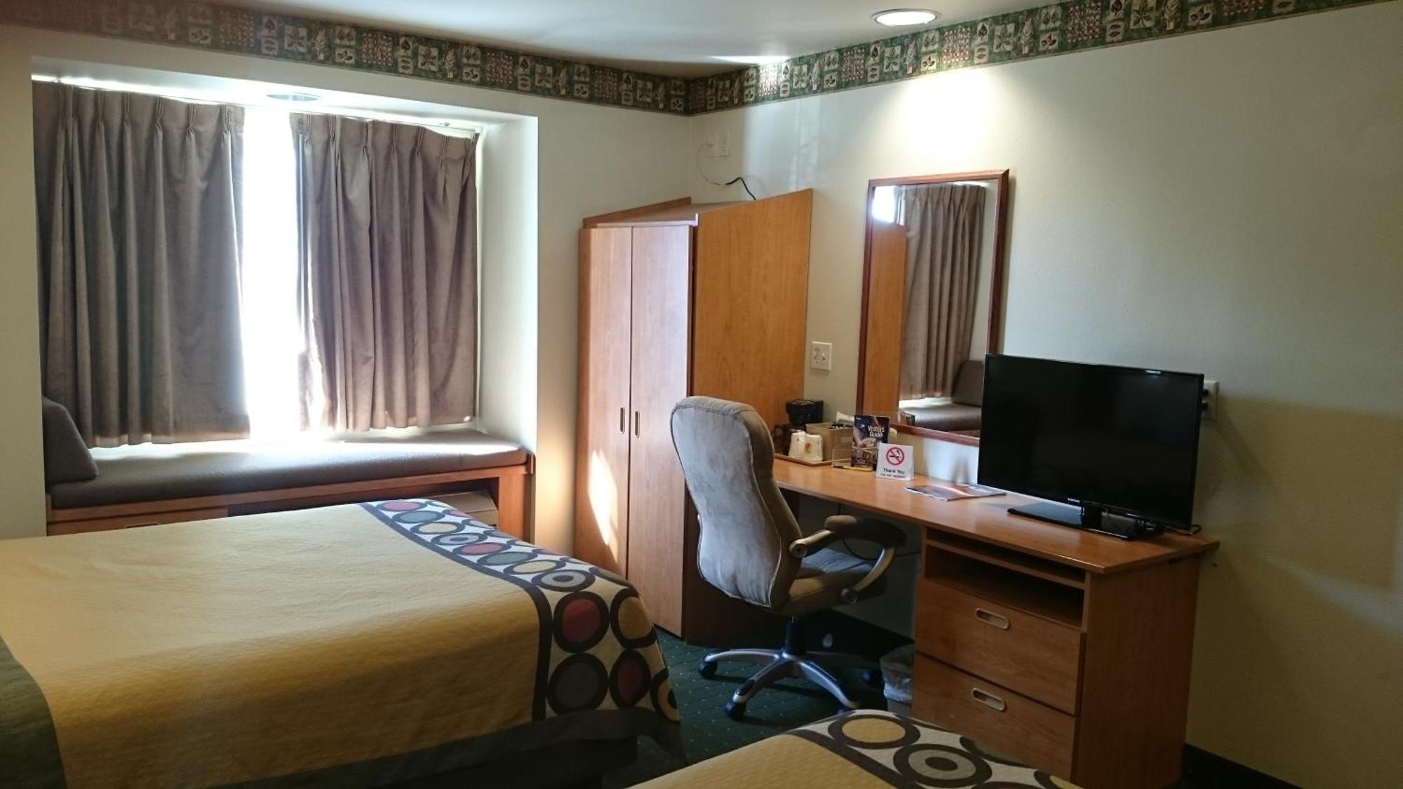 Super 8 By Wyndham Pride Midvale/Midvalley/Salt Lake City מראה חיצוני תמונה