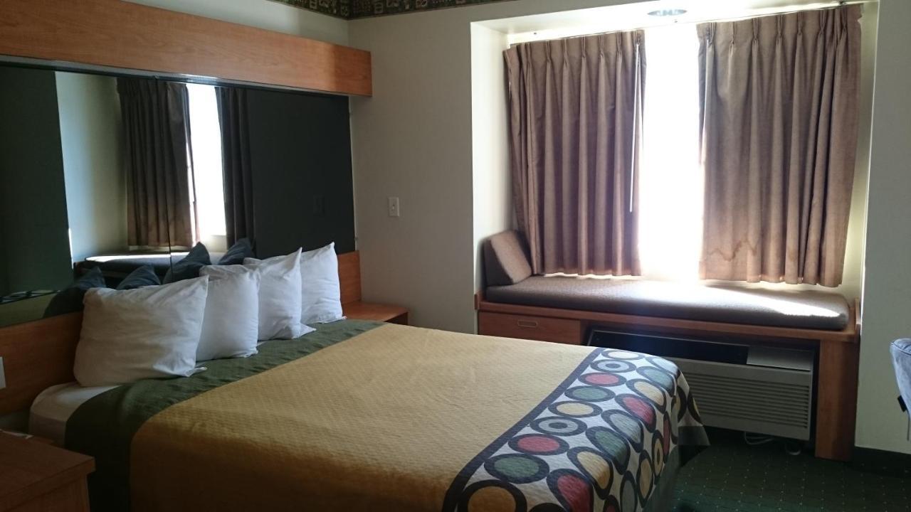 Super 8 By Wyndham Pride Midvale/Midvalley/Salt Lake City חדר תמונה